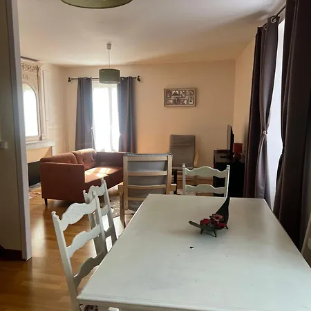 Joli Duplex Plein Centre, Parking Sur Demande à La Réservation *